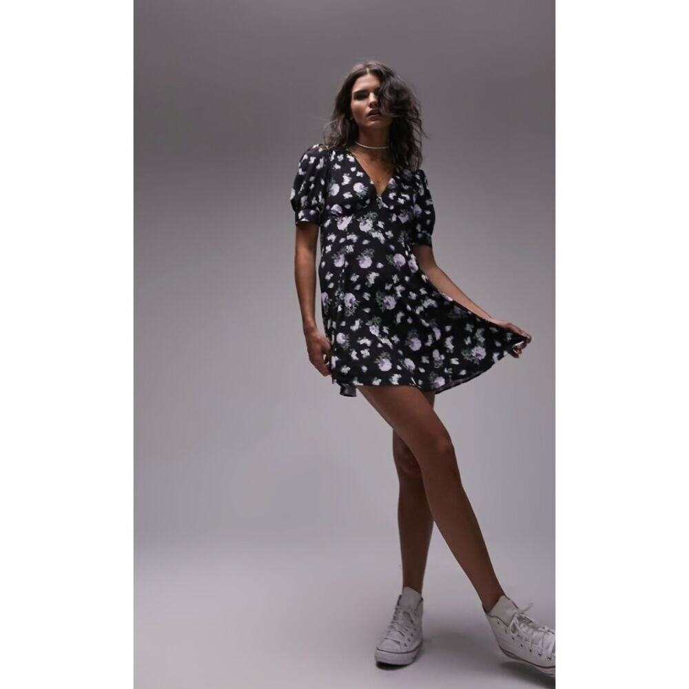Topshop Bella V-Neck Mini Tea Dress in Blurred Floral Print Size 4 NWT